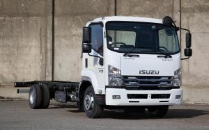 Isuzu Forward F110.210 4x2 Rigid Chassis Cab 2017 года